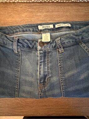 MUDD Skinny Fit Jeans